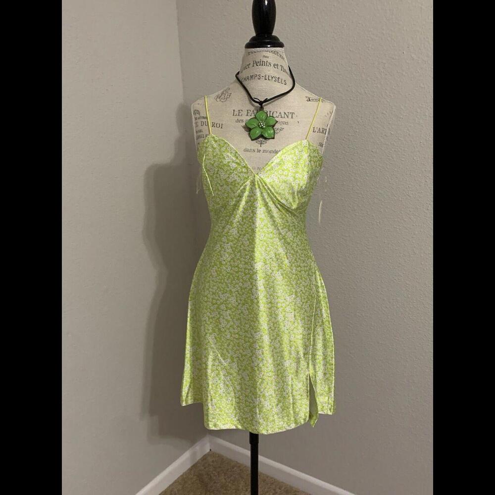SEXY JOLIE & JOY GREEN FLORAL DRESS NEW W TAGS SIZE X-LARGE Polyester & Spandex